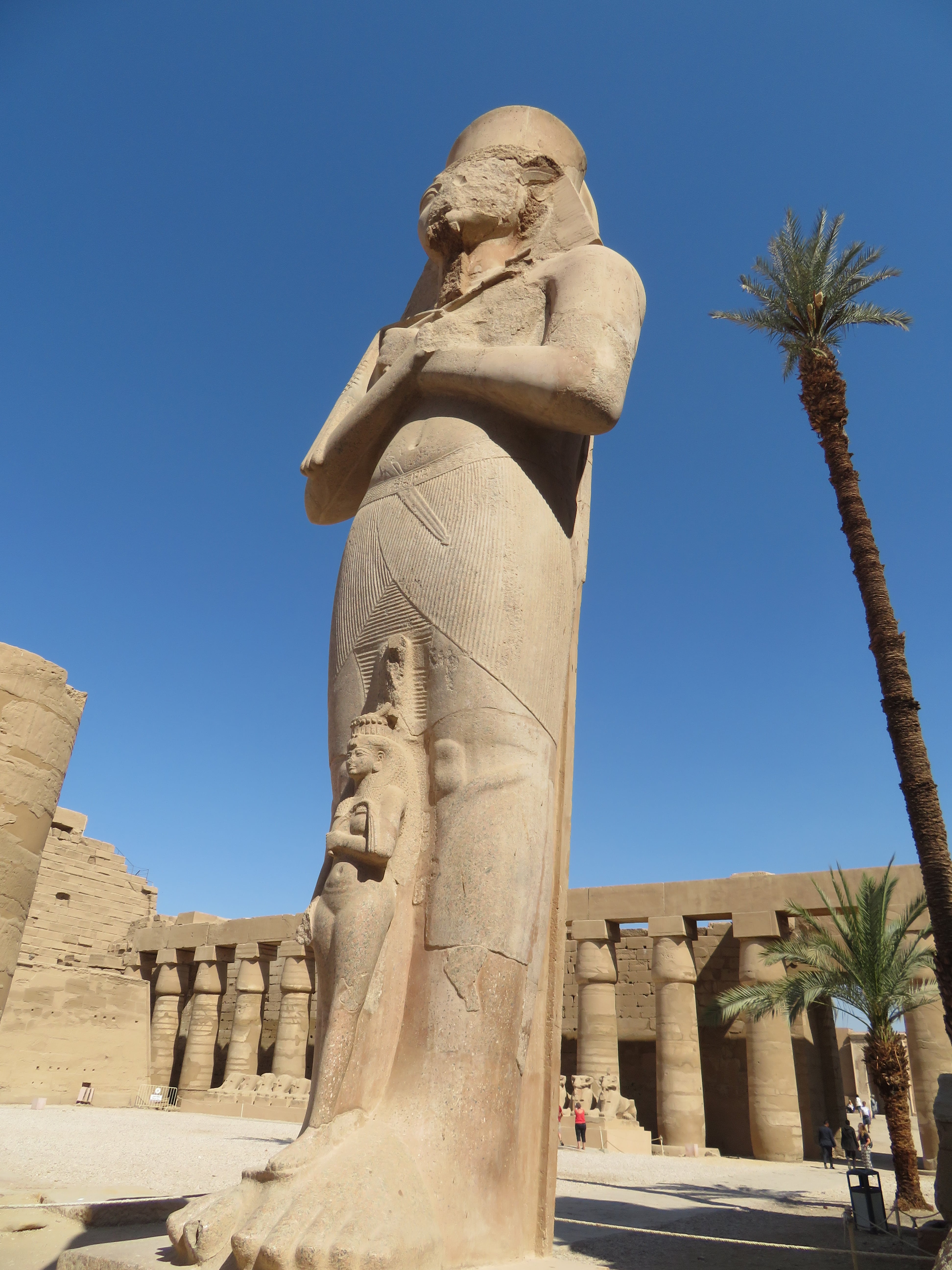 Ramese II with Queen Nefertari