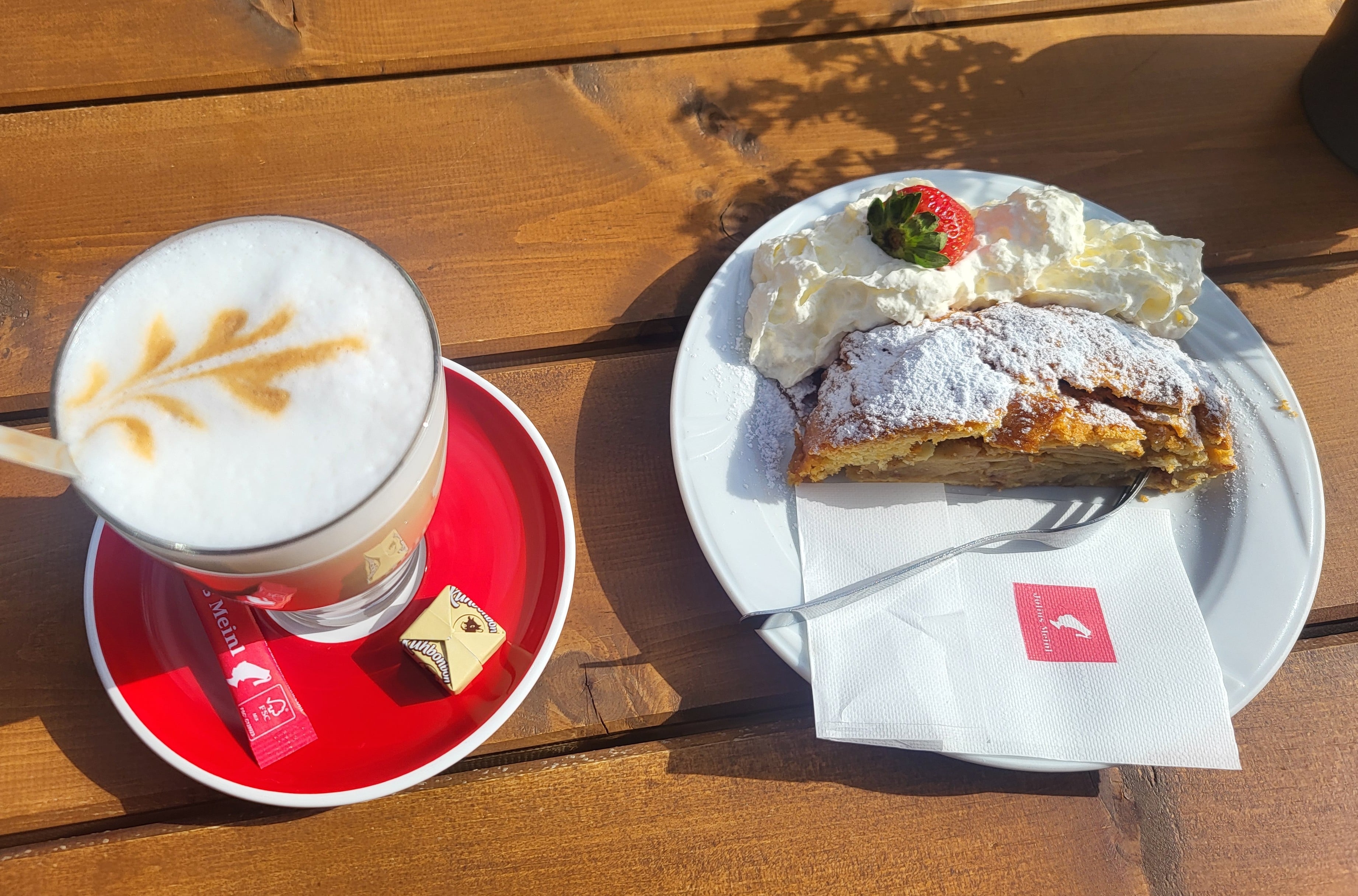 Coffee and apple strudel
