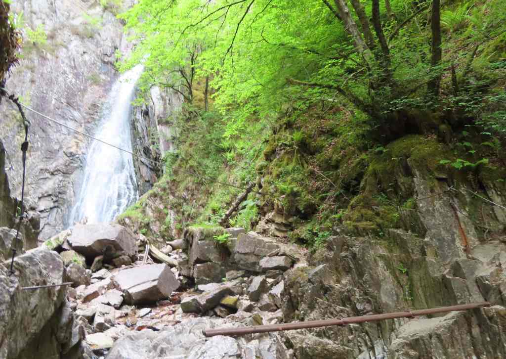 Gray Mare's Waterfall 