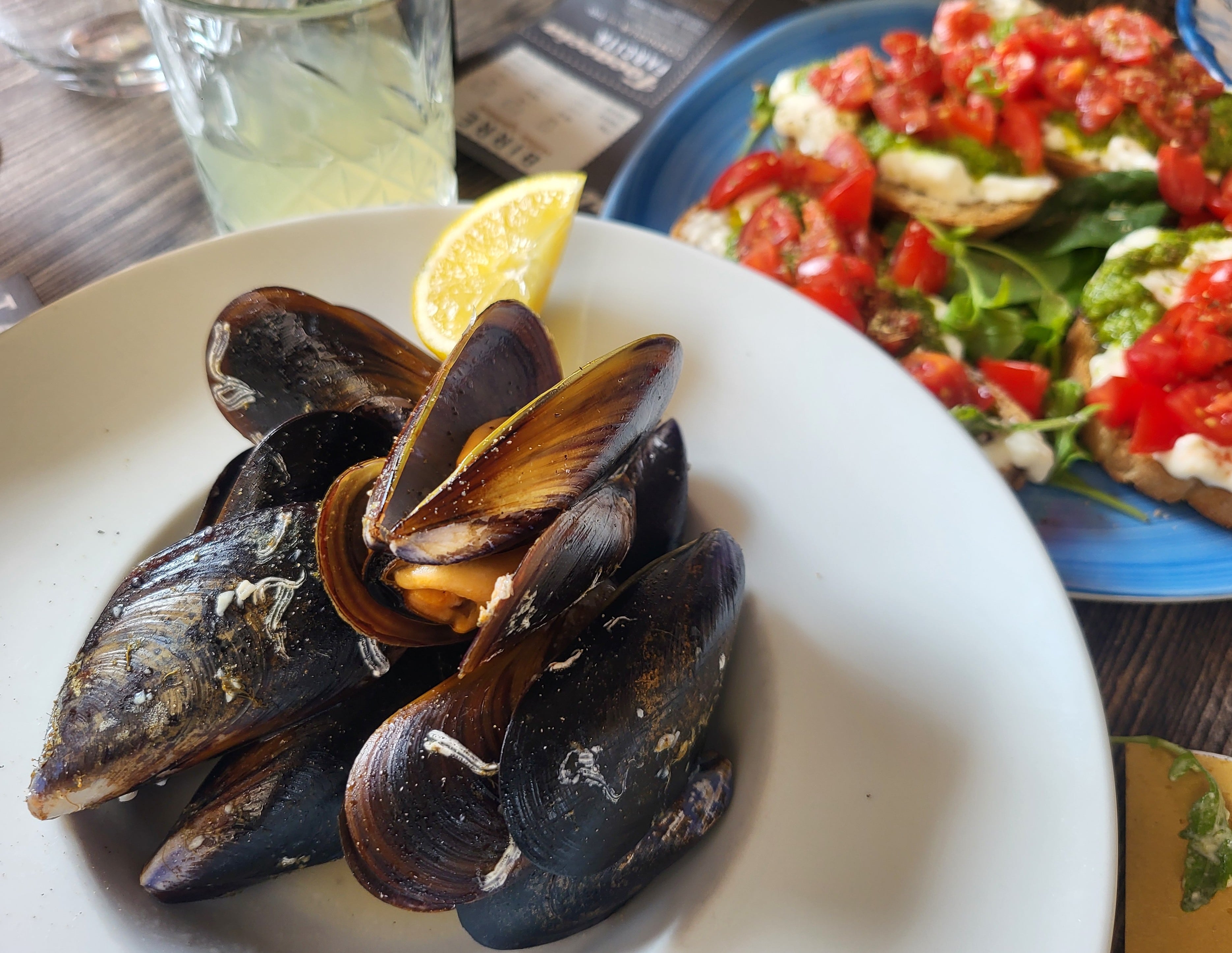 Delicious mussels at Café il Porticciolo