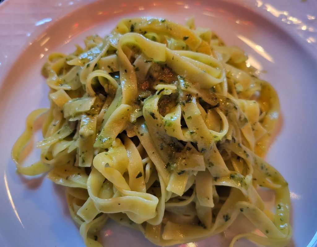 Pesto Pasta at Za Za