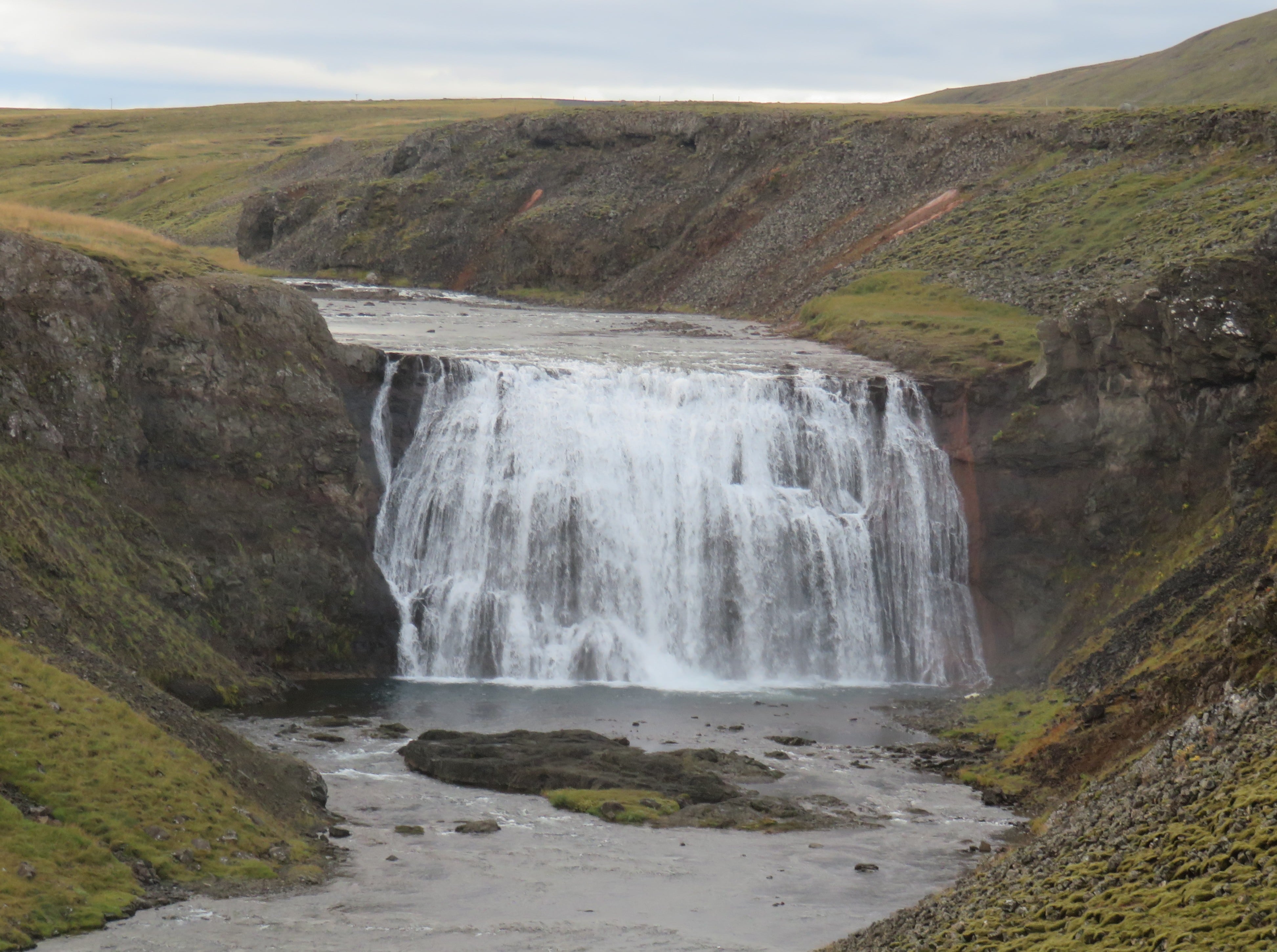 Beautiful Þórufoss