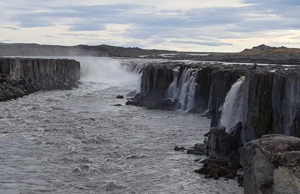 Beautiful Selfoss is smaller but clearer.
