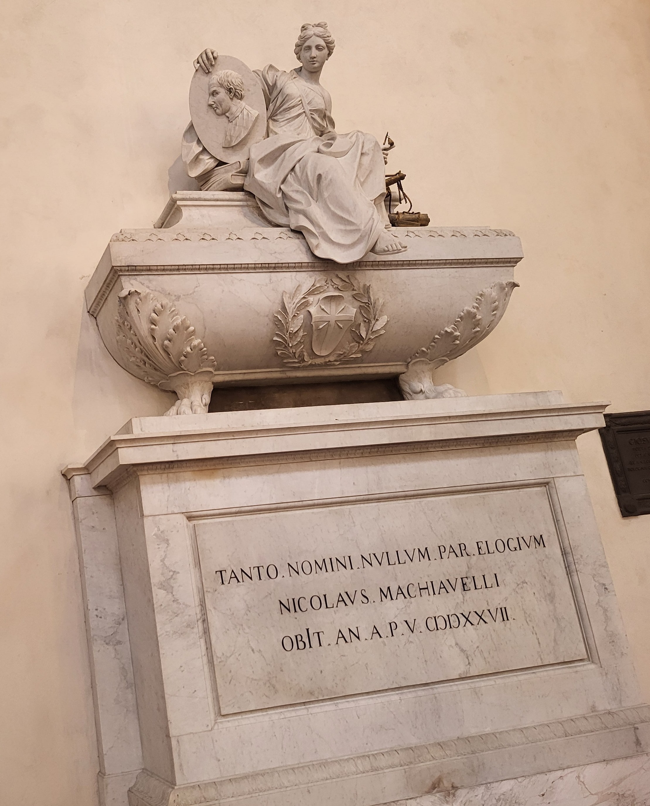 Machiavelli's tomb inside Santa Croce