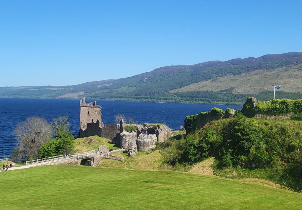 Urquhart Castle at the shore of Loch Ness