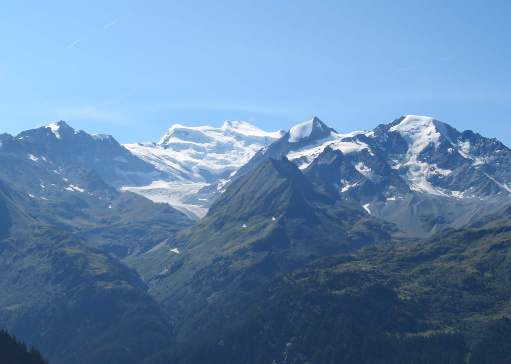 Stunning view of Grand Combin
