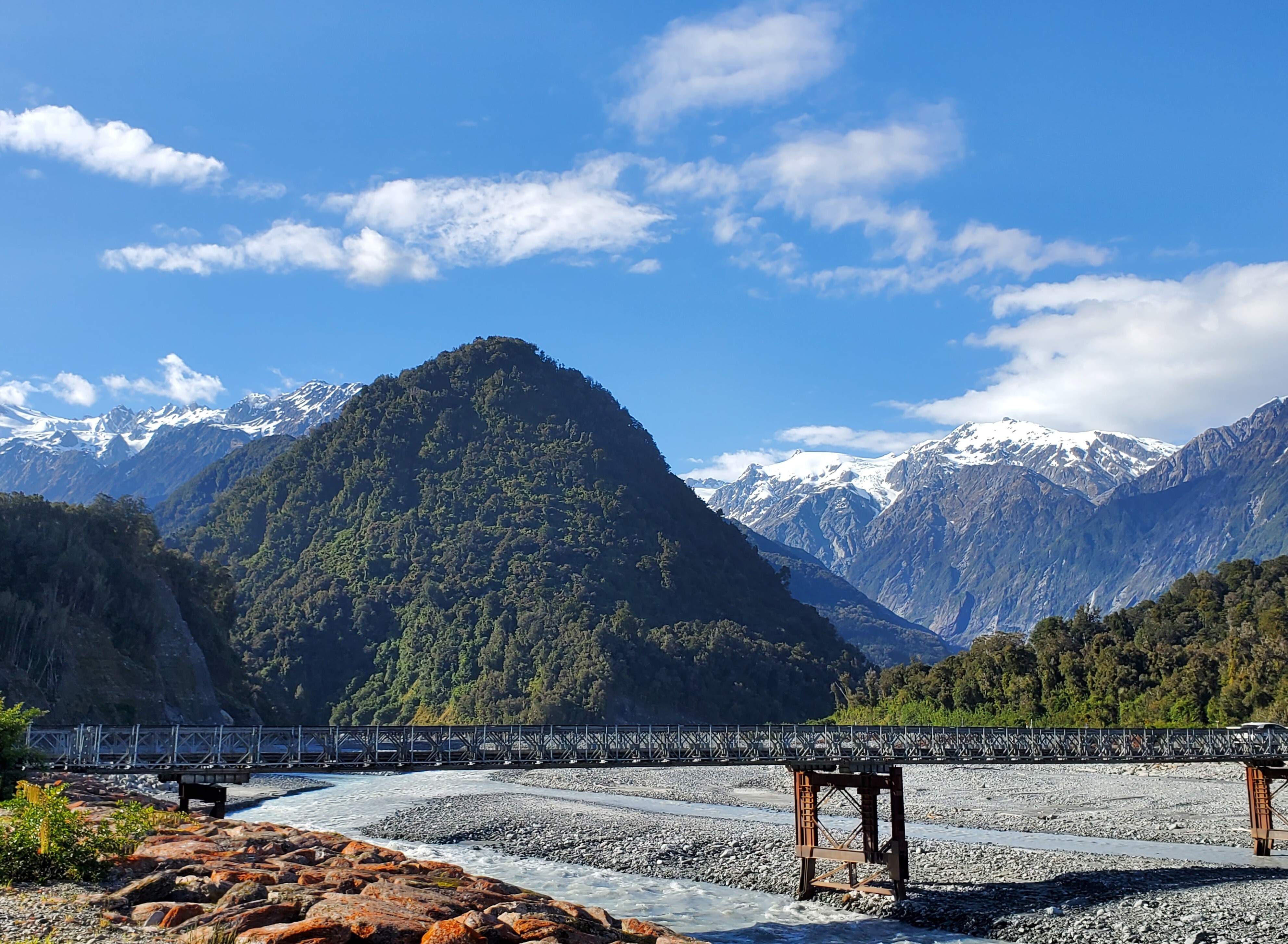 Magnificent view along the Waiho River