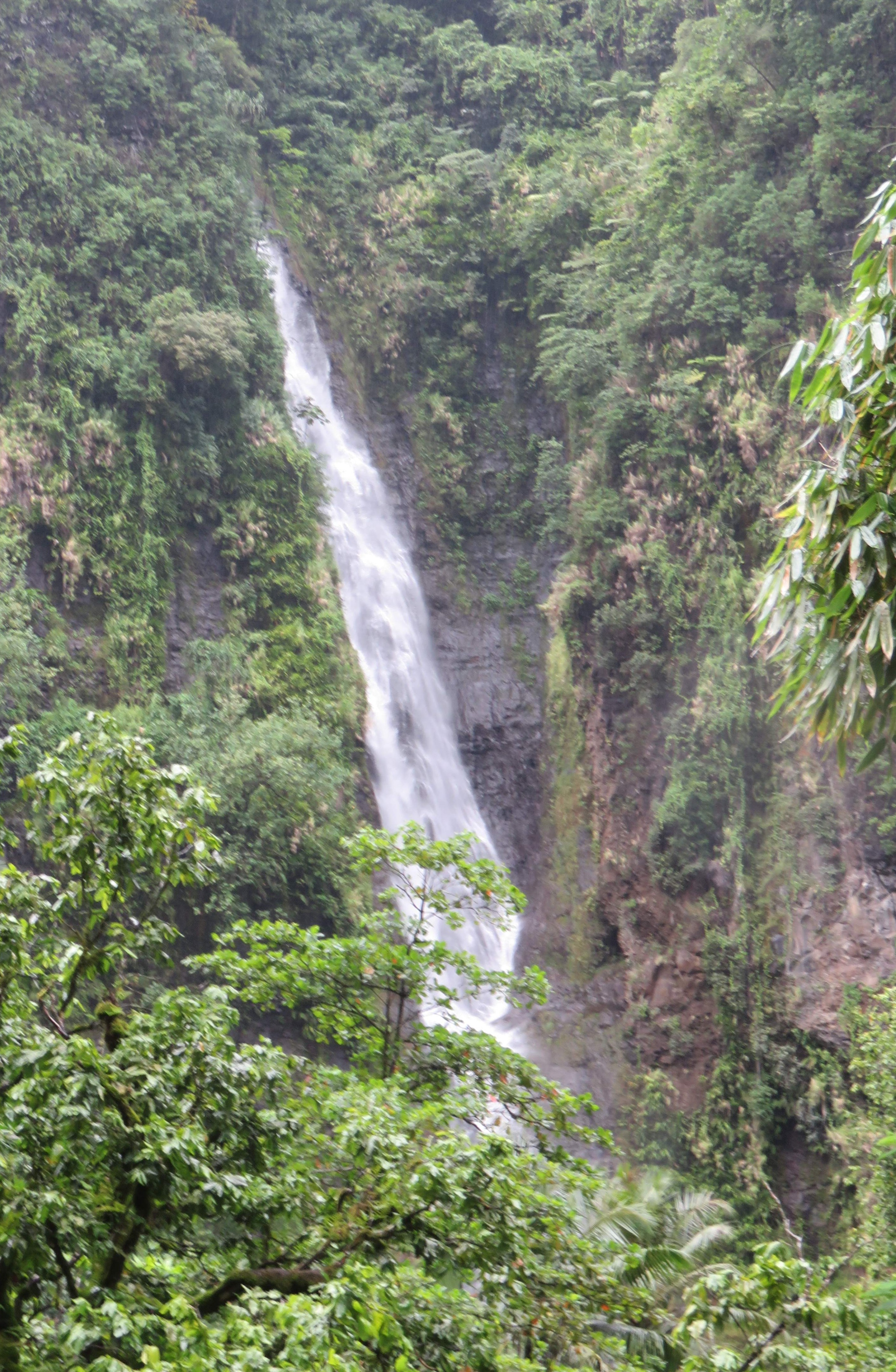 Faarumai Waterfalls