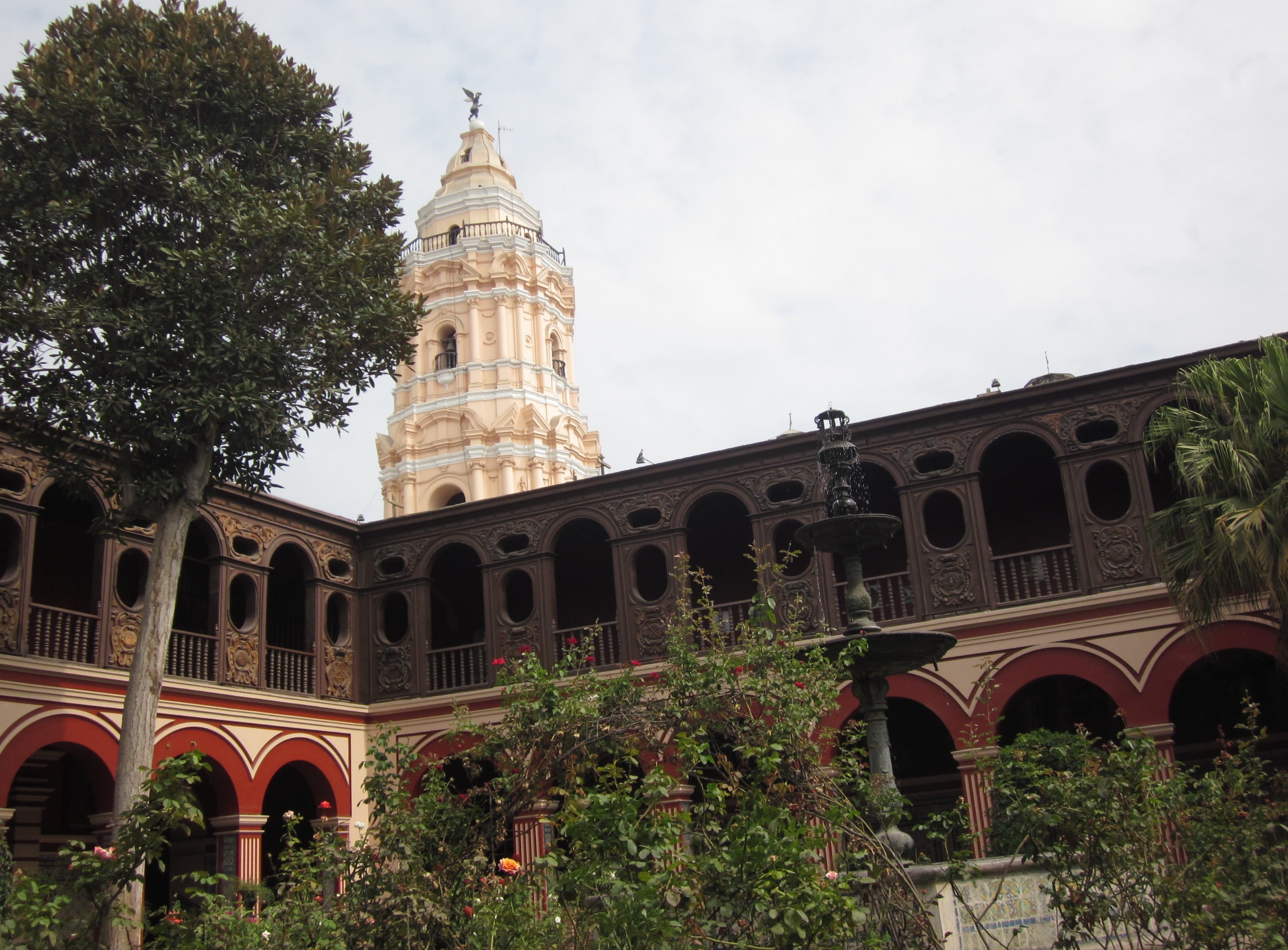 Convento de San Francisco Courtyard