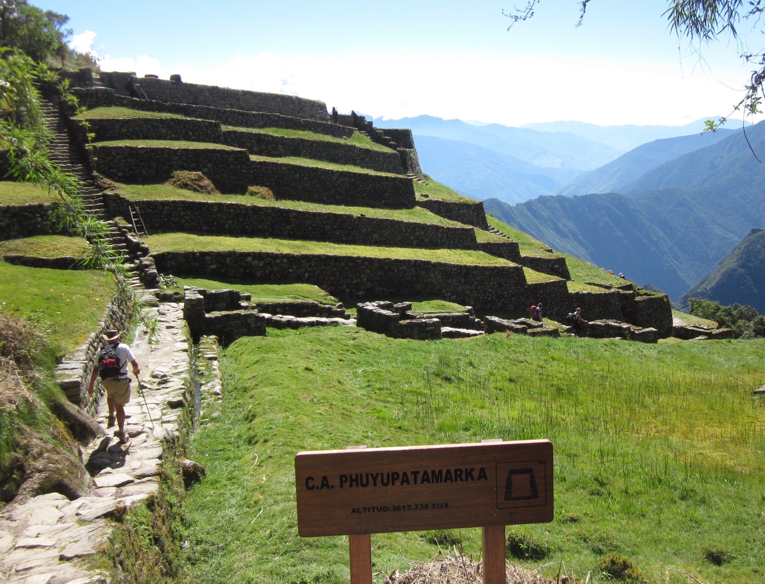 Phuyupatamarca Ruins