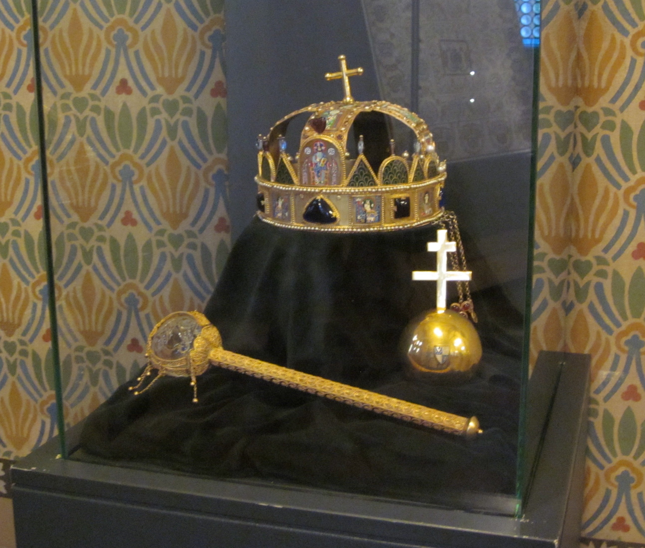 Hungarian Crown Replica (the original one is inside the Parliament)