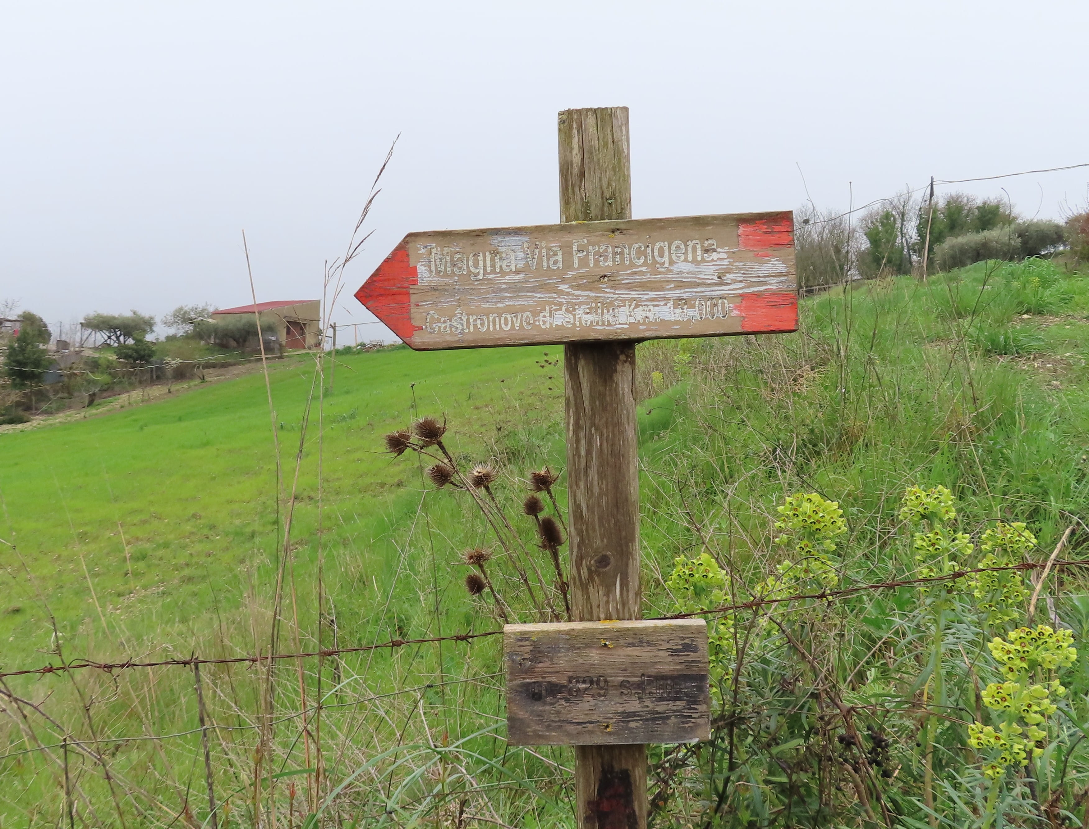 MVF Sign 1: 18km to Castronovo