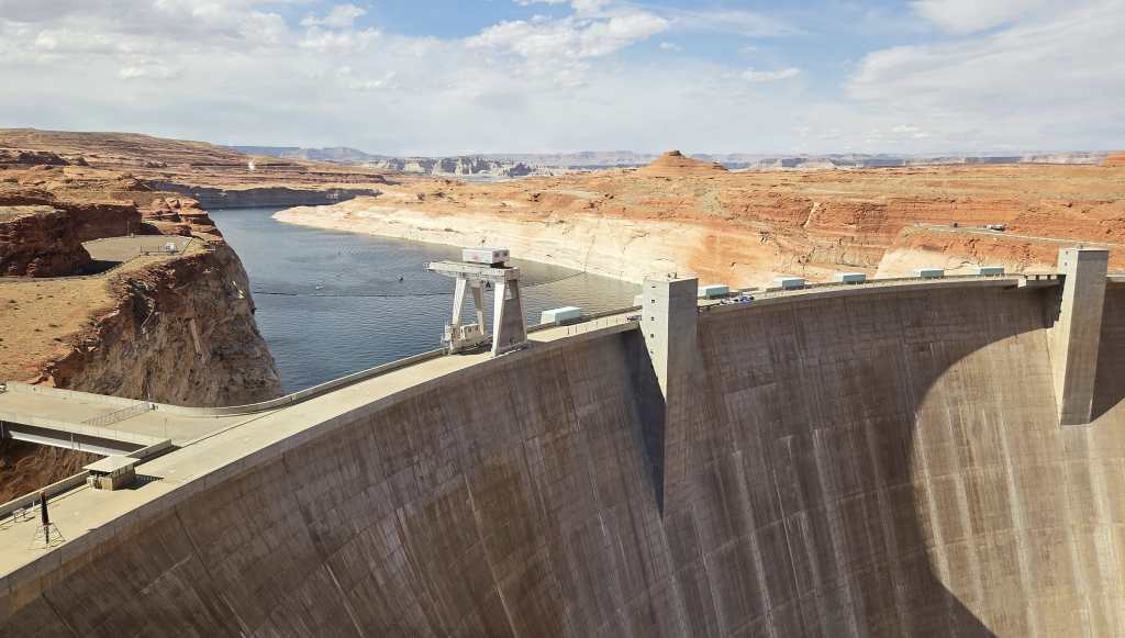Glen Canyon Dam