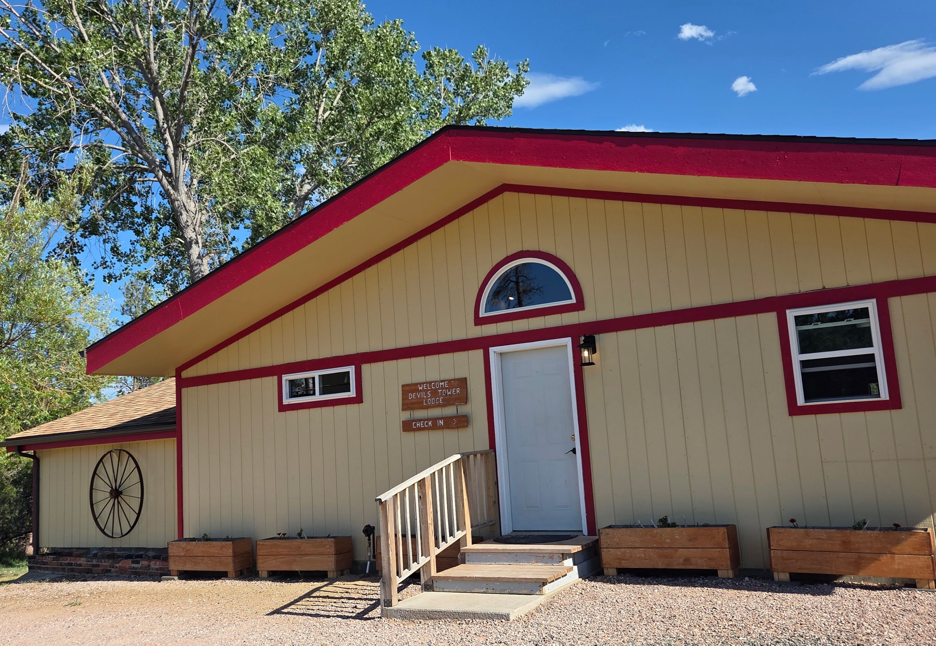 Devils Tower Lodge