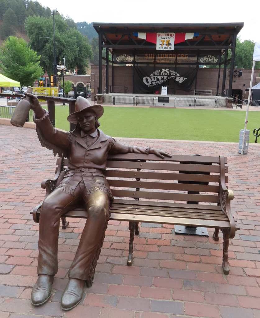 Outlaw Square and Calamity Jane Statue