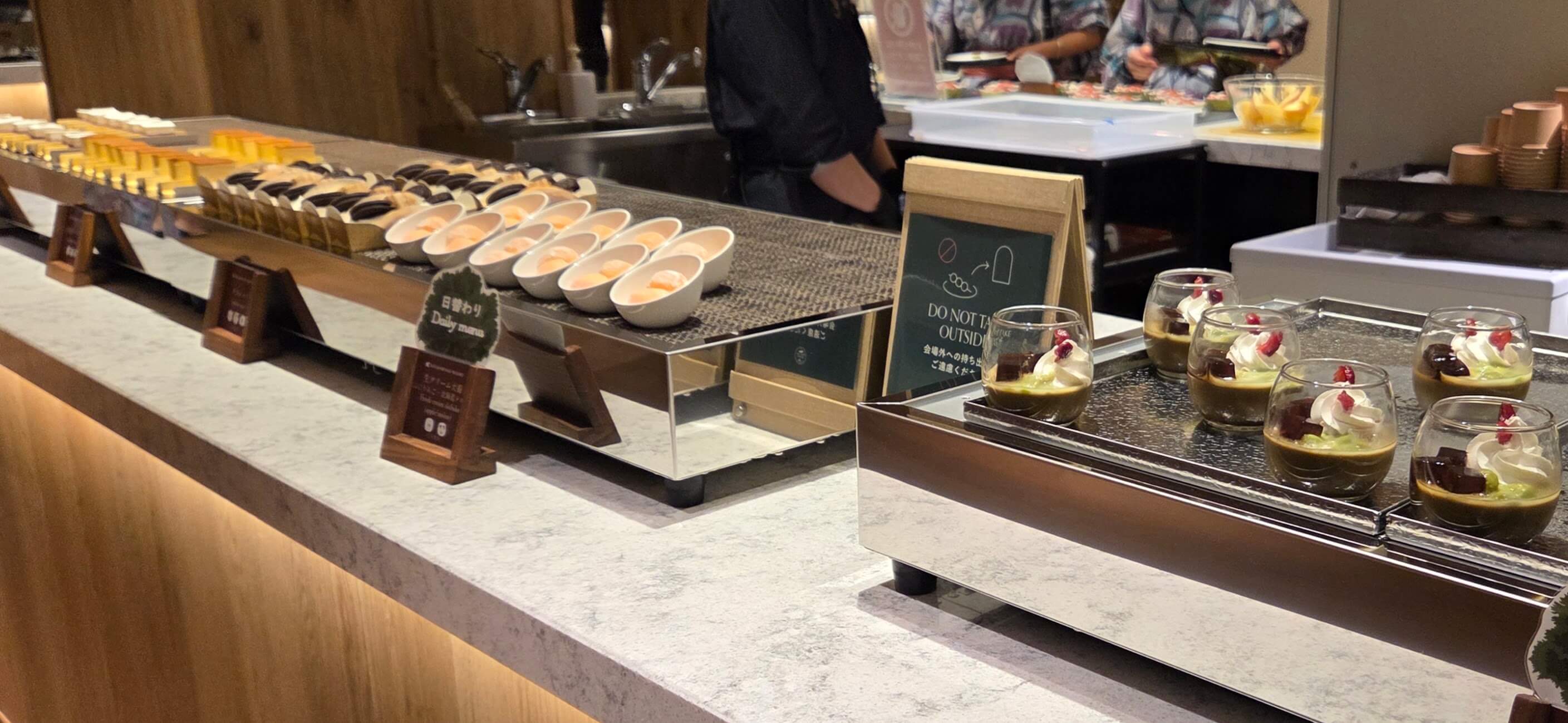 Many dessert choices