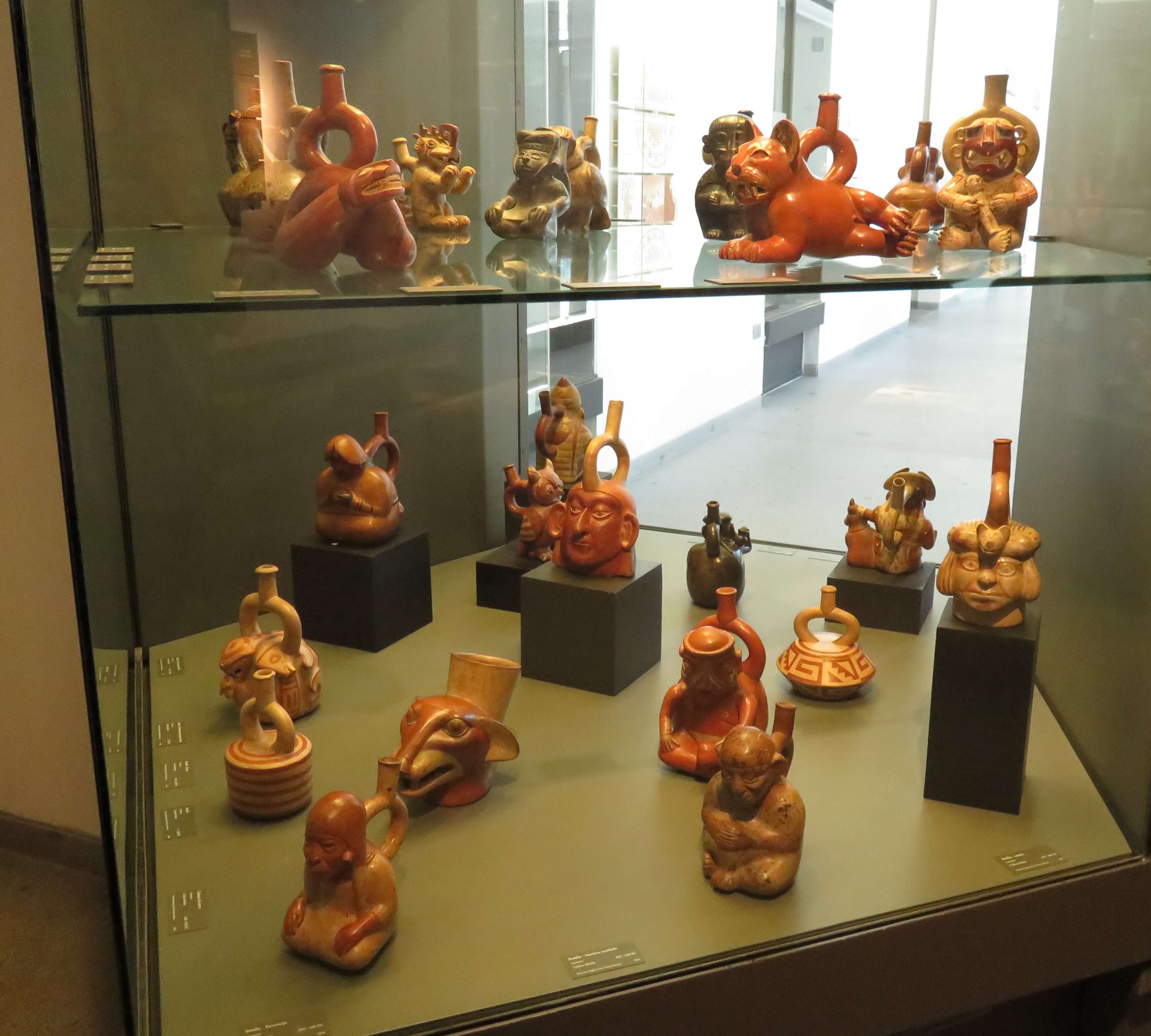 Chilean Museum of Pre-Columbian Art Pottery Collection